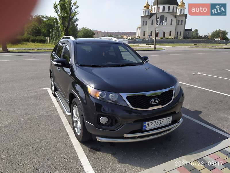 Легкові Kia Sorento