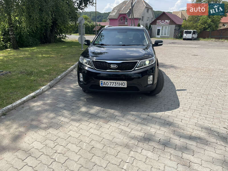 Легковые Kia Sorento