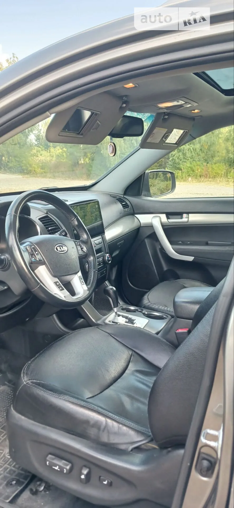 Kia Sorento 2012 VIN KNAKU814DC5284471 фото оголошення 15 з 52