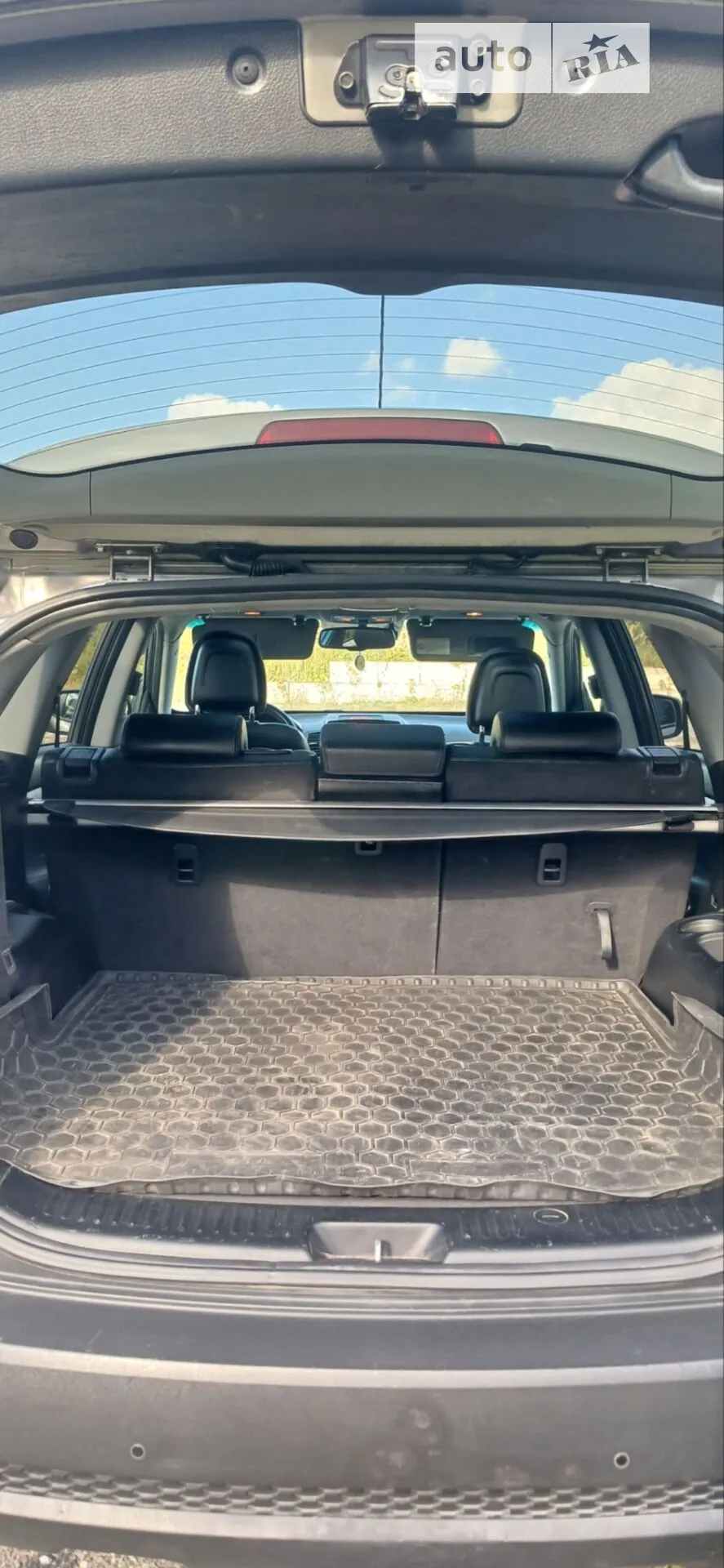 Kia Sorento 2012 VIN KNAKU814DC5284471 фото оголошення 30 з 52