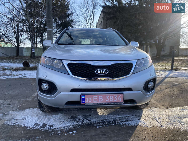 Kia Sorento 2012 года в Луцке