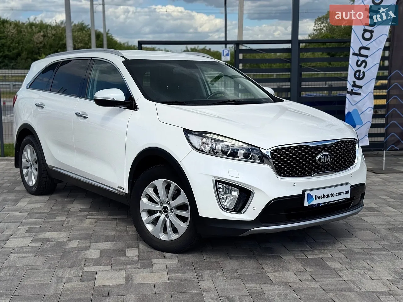 2016 Kia Sorento - фото 1