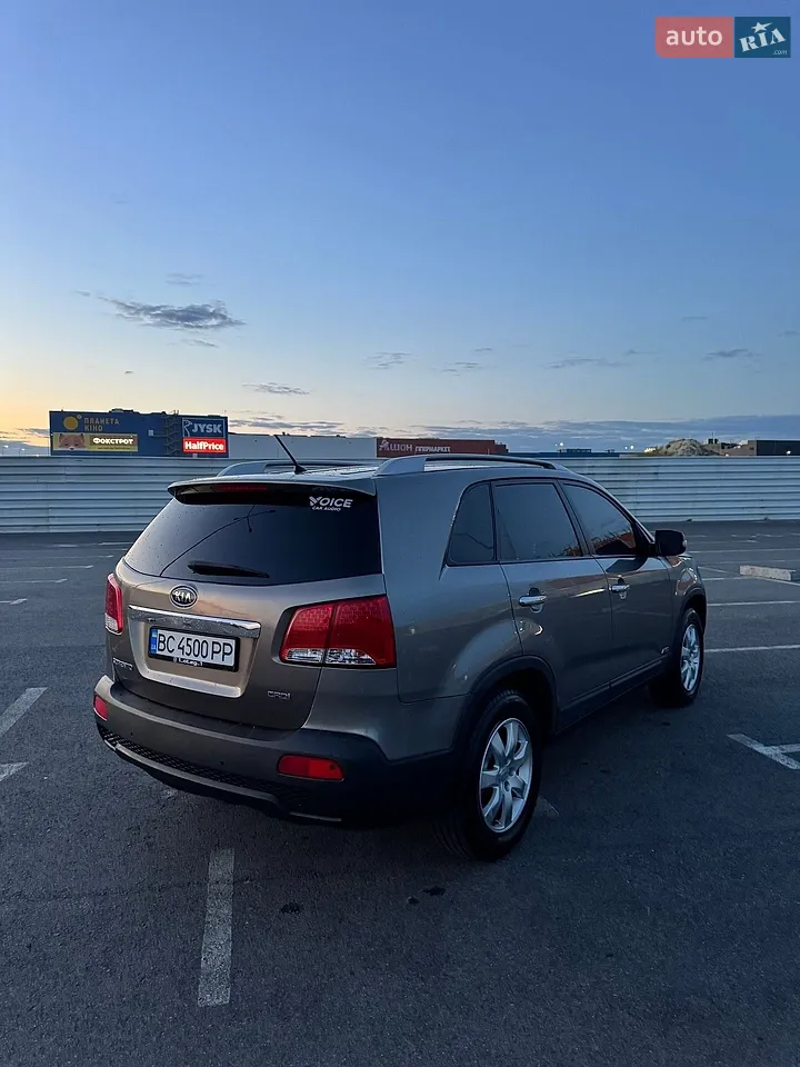 2010 Kia Sorento - мініатюра 2