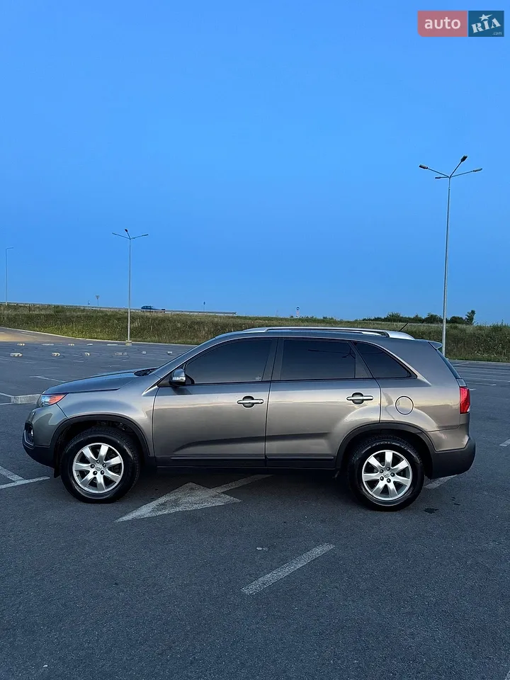 2010 Kia Sorento - мініатюра 4