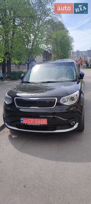 Внедорожник / Кроссовер Kia Soul EV