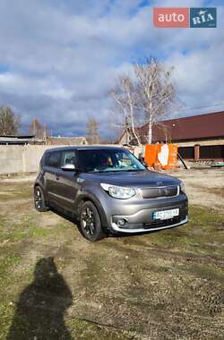 Kia Soul EV  2015