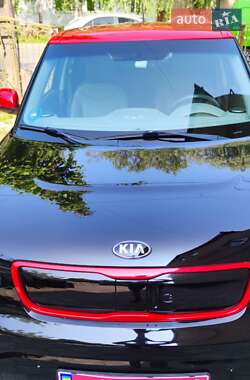 Kia Soul EV  2015