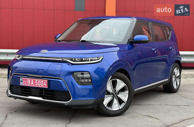 Kia Soul EV  2021
