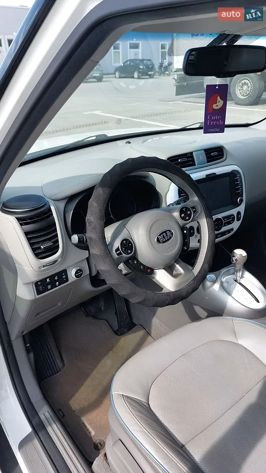 2017 Kia Soul EV - мініатюра 5