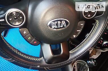 Kia Soul   2015