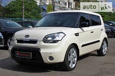 Kia Soul OFFICIAL 2011