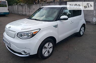 Kia Soul soul ev plus premium 2015