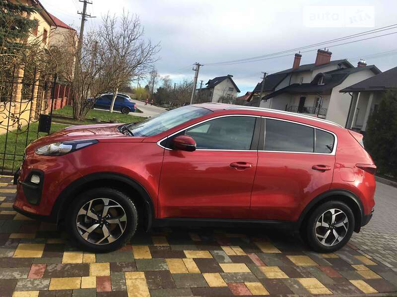 Седан Kia Sportage