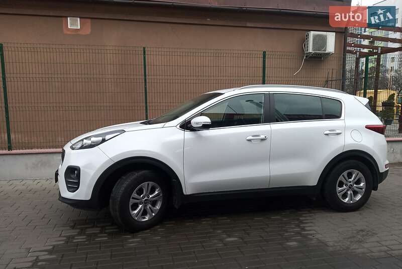 Kia Sportage 2016 года в Черкассах