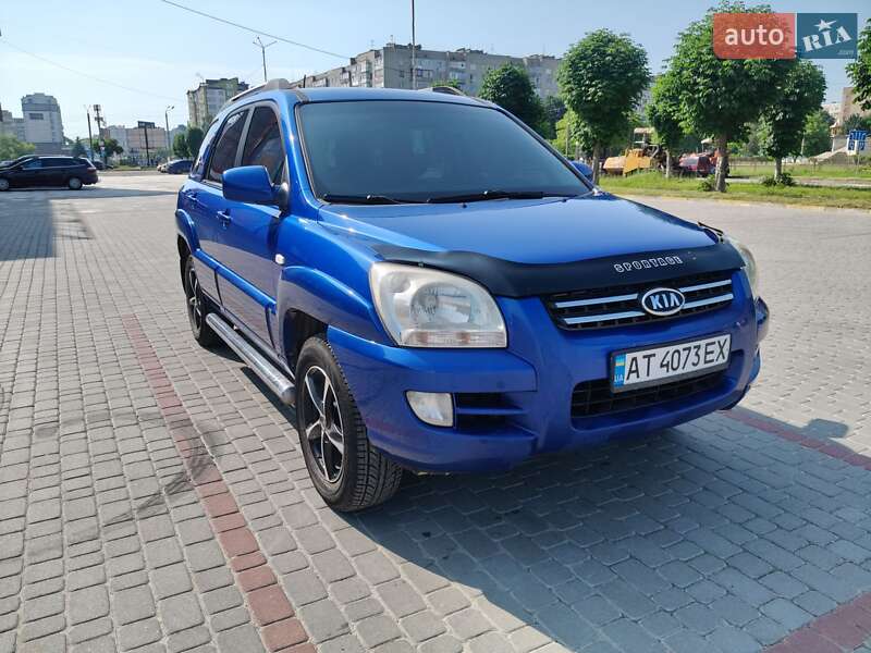 Позашляховик / Кросовер Kia Sportage