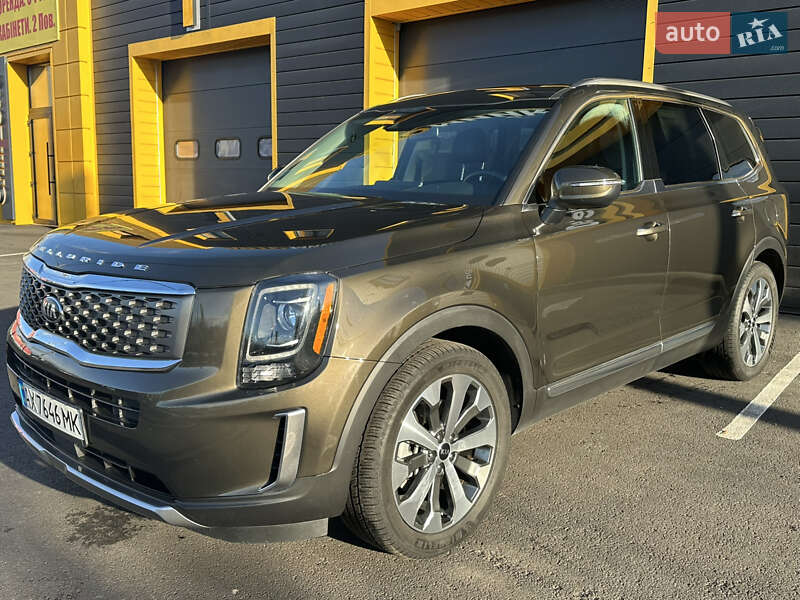 Внедорожник / Кроссовер Kia Telluride