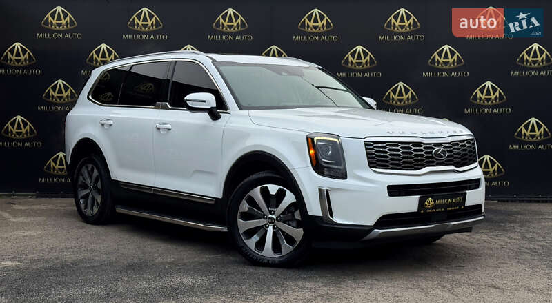 Позашляховик / Кросовер Kia Telluride
