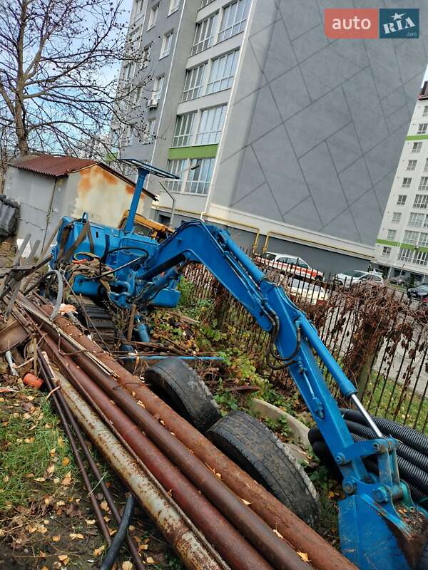 Kobelco 25SR