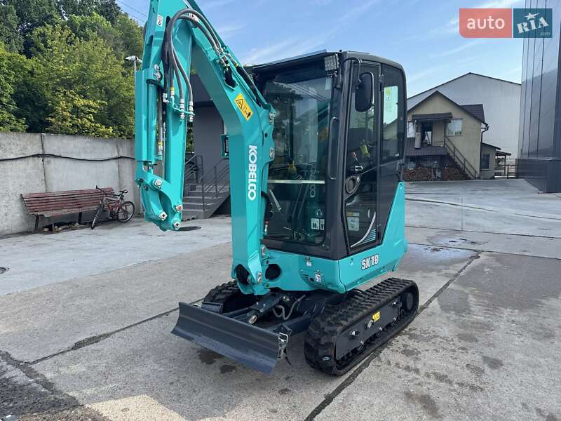 Kobelco SK 19