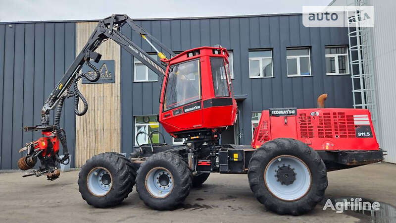 Komatsu 911