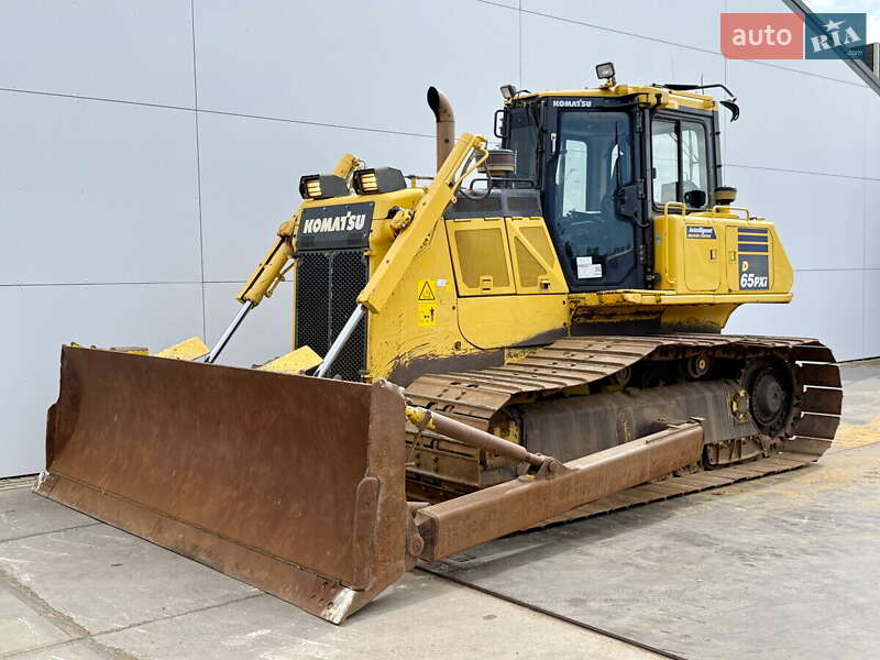 Бульдозер Komatsu D 65PX