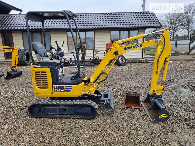 Komatsu PC 16R