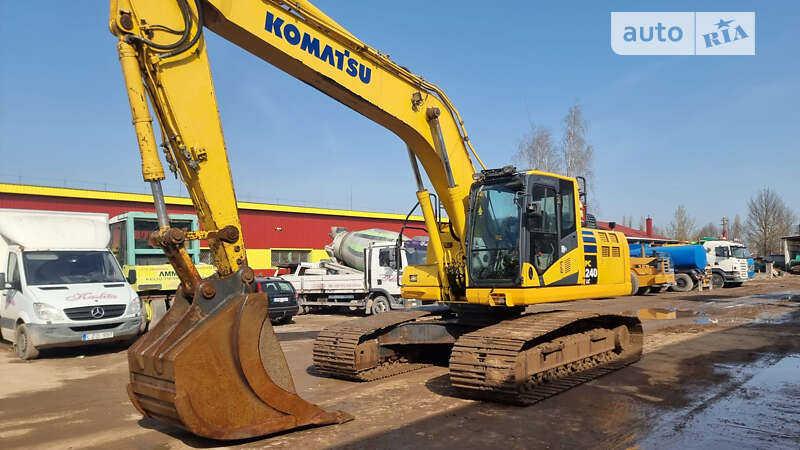 Гусеничный экскаватор Komatsu PC 240NLC-8