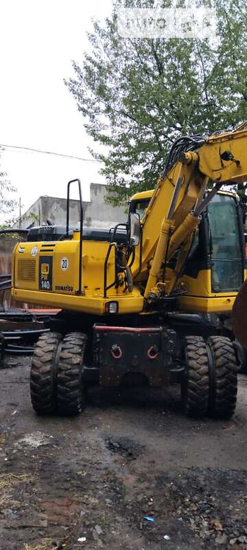 Komatsu PW140