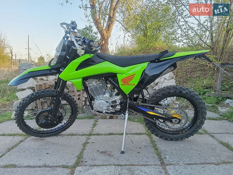 Мотоцикл Багатоцільовий (All-round) Kovi 300 Advance