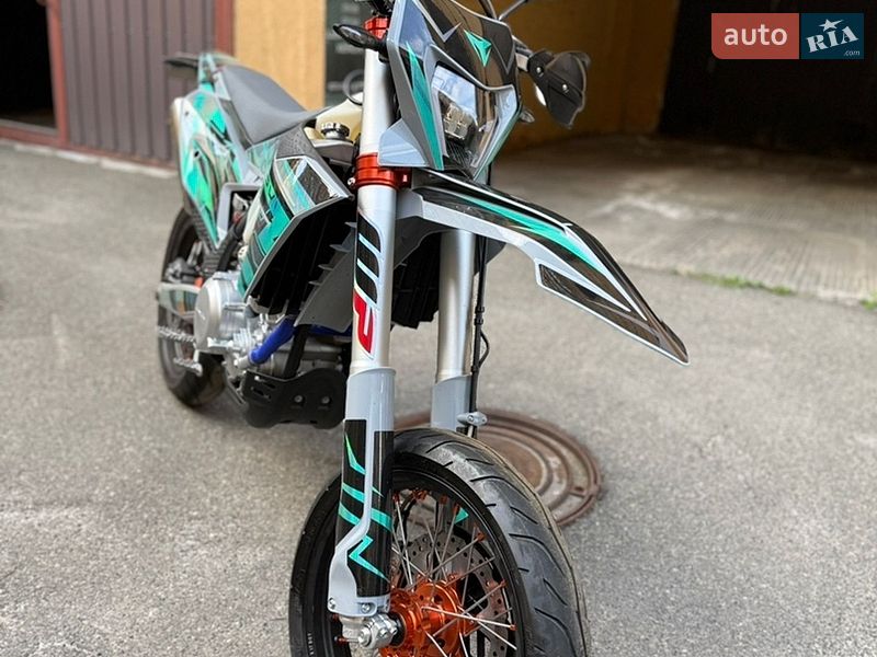 Мотоцикл Супермото (Motard) Kovi 450