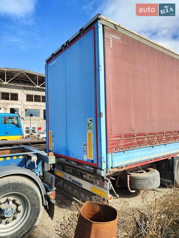 Бортовой полуприцеп Krone SD