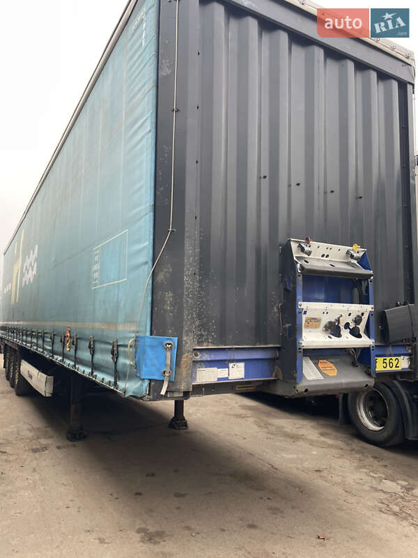 Тентованный борт (штора) - полуприцеп Krone SDC