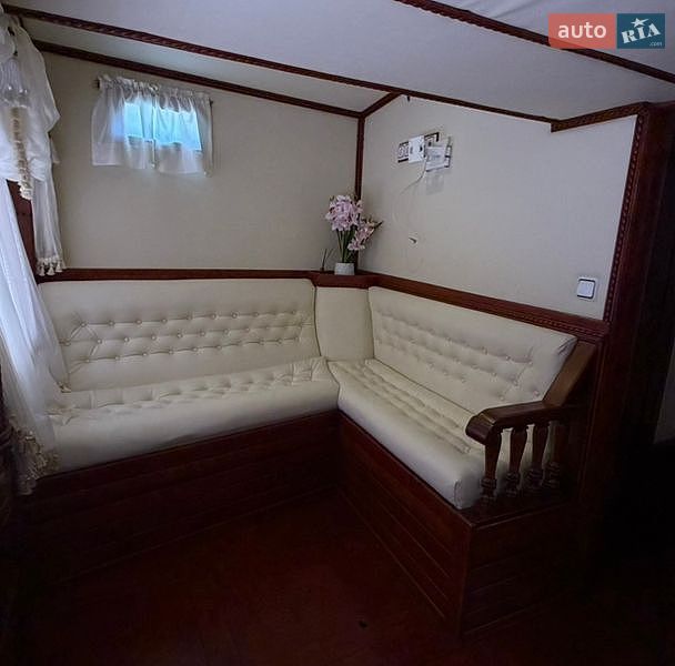 Моторная яхта Круизер К 1990 в Одессе