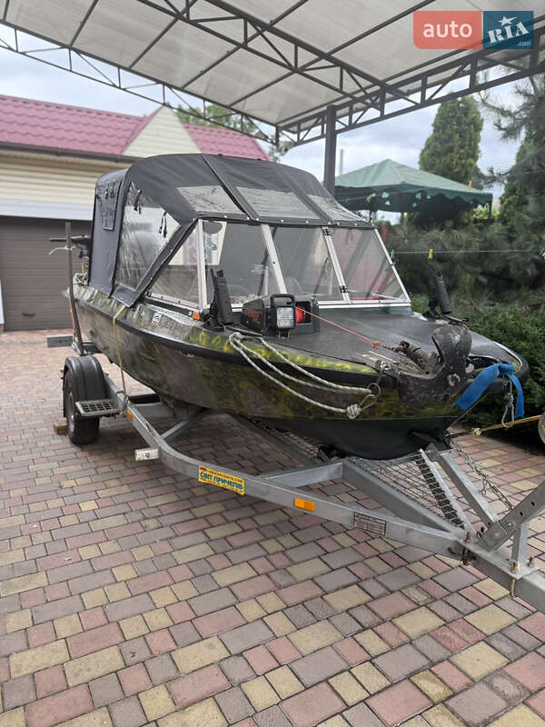 Катер Крим М