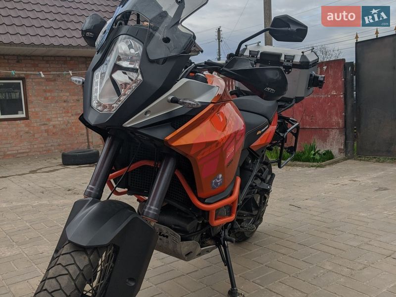Мото KTM 1190
