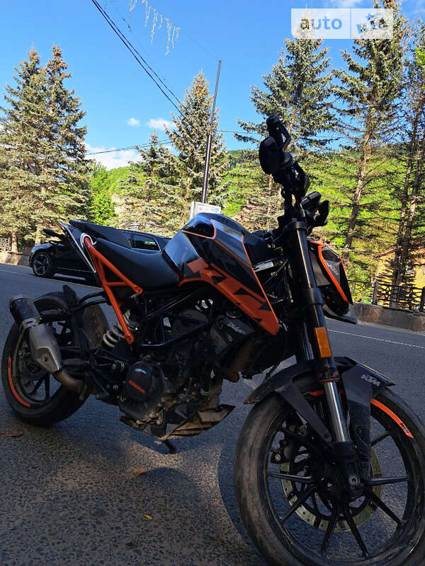 Мотоцикл Классик KTM 125