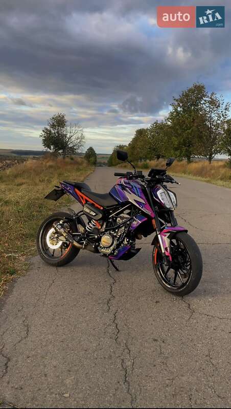 Мотоцикл Без обтекателей (Naked bike) KTM 125