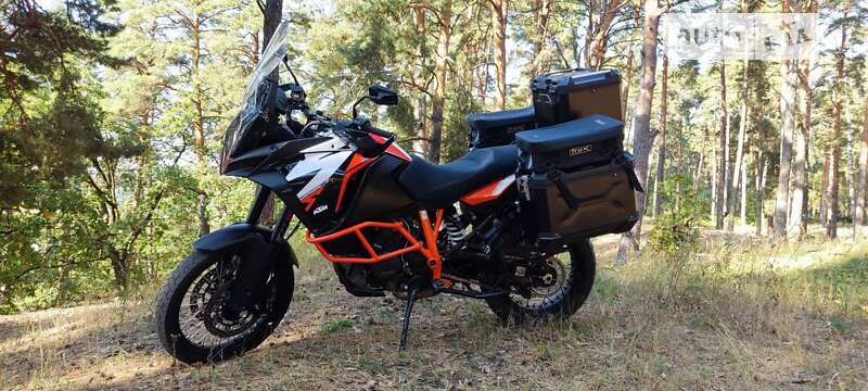 Мотоцикл Классик KTM 1290 Super Adventure