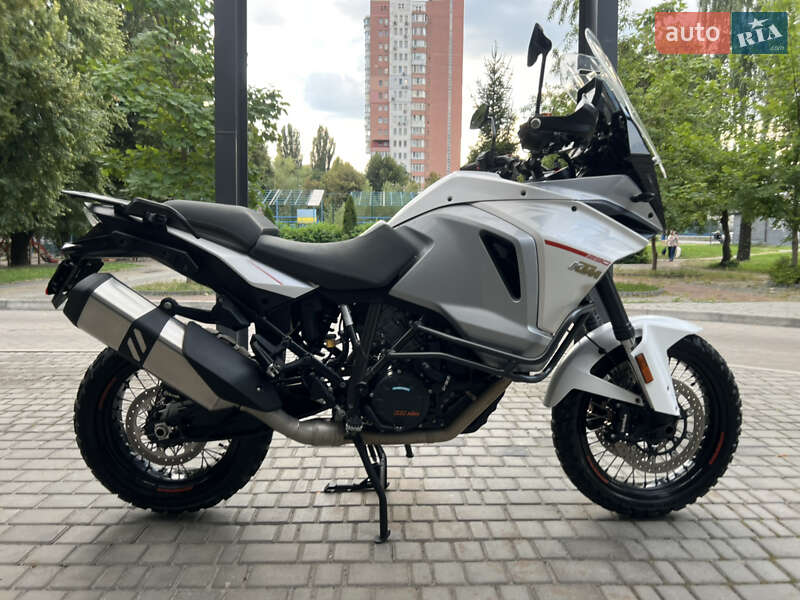 KTM 1290 Super Adventure