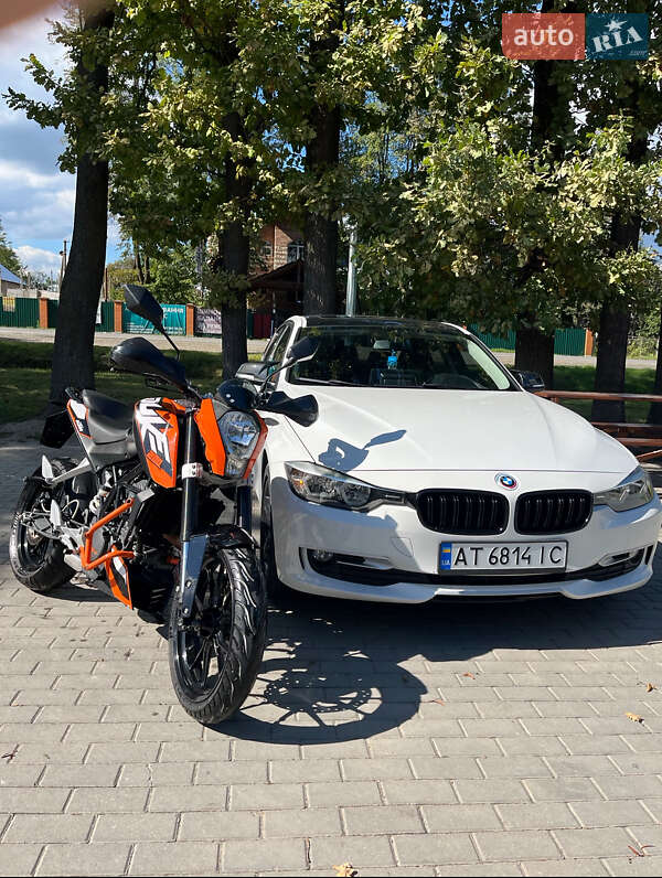 Мотоцикл Спорт-туризм KTM 200 Duke