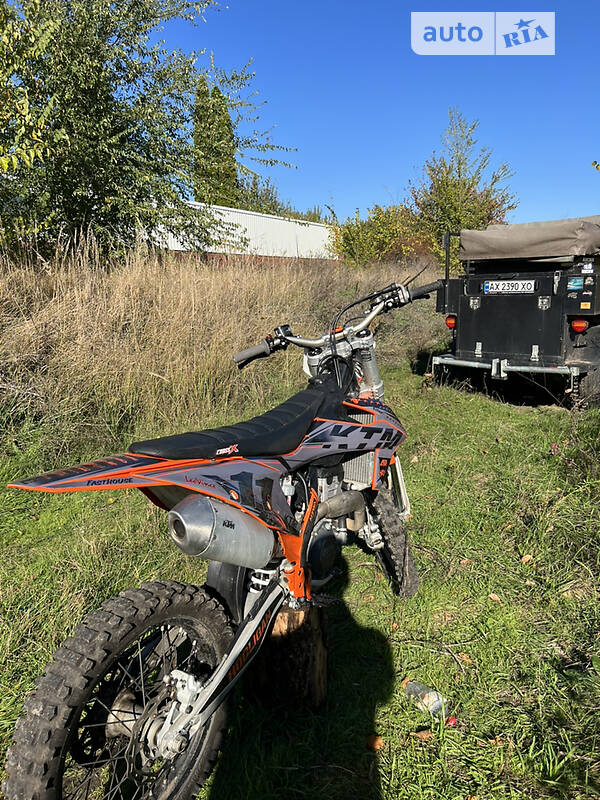 Мото KTM 250 SX-F