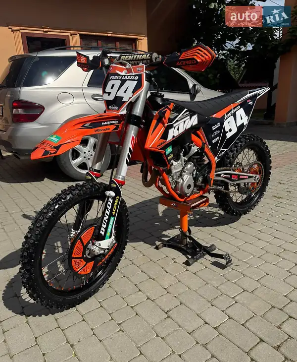 KTM 250 SX-F 2022