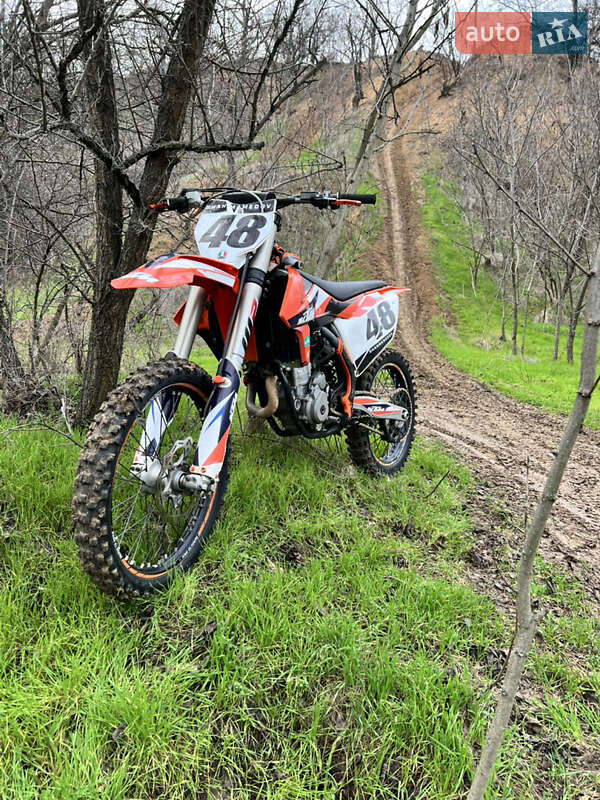 Мотоцикл Позашляховий (Enduro) KTM 250 SX-F