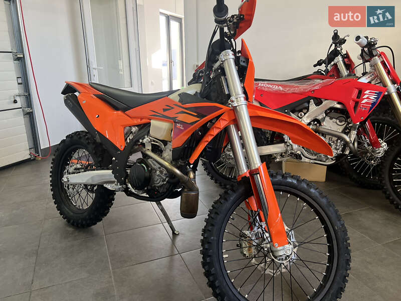Мото KTM 300 EXC