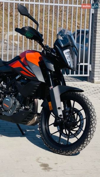 Спортбайк KTM 390 Adventure