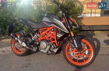 KTM 390 Duke  2021