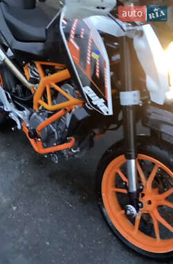 KTM 390 Duke  2014