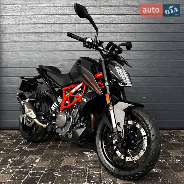 KTM 390 Duke