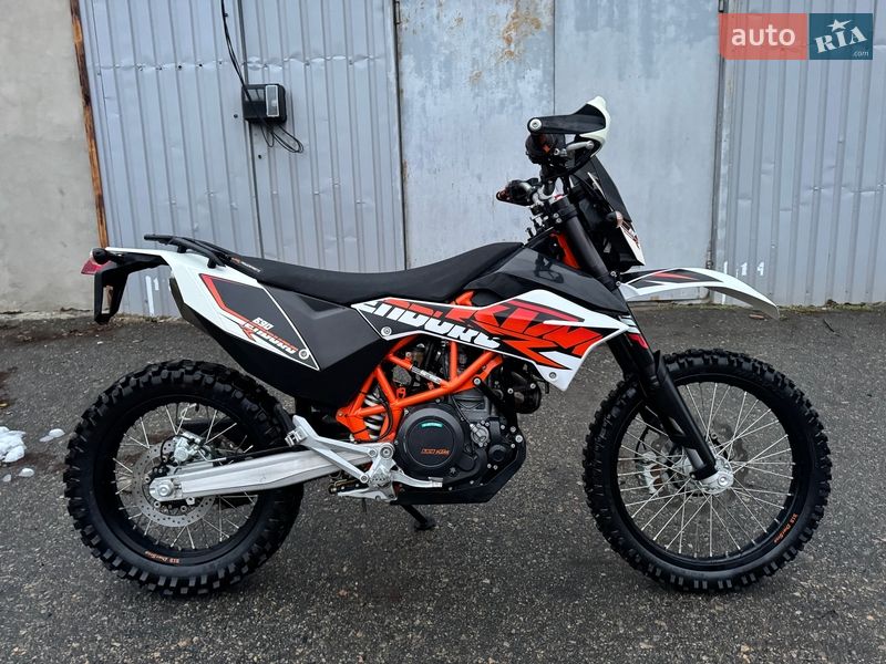 Мото KTM 690 Enduro R