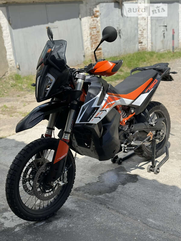 Мотоцикл Многоцелевой (All-round) KTM 790 Adventure